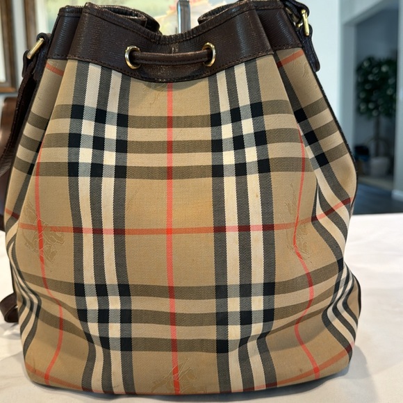 Authentic Burberry vintage bucket bag - Picture 3 of 10